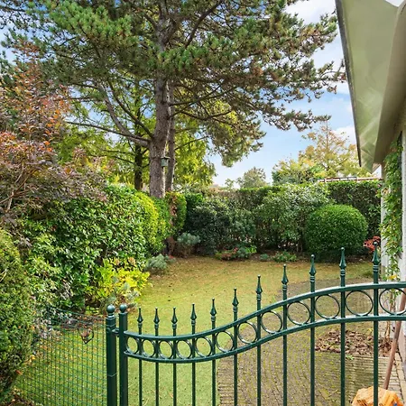 بيت للعطل The Oasis Charming Family With Garden And Private Parking