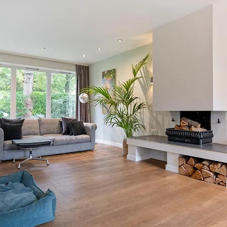 The Oasis Charming Family With Garden And Private Parking Feriehus