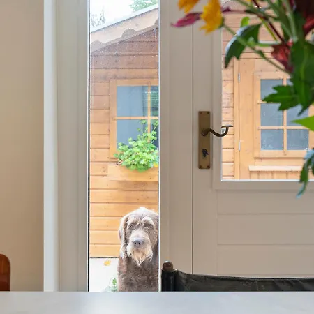 The Oasis Charming Family With Garden And Private Parking