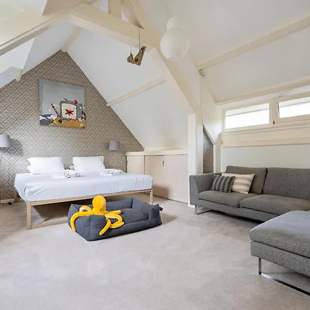 The Oasis Charming Family With Garden And Private Parking * Zandvoort