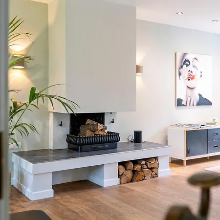 The Oasis Charming Family With Garden And Private Parking Vakantiehuis Zandvoort