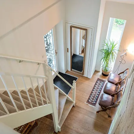 The Oasis Charming Family With Garden And Private Parking Zandvoort