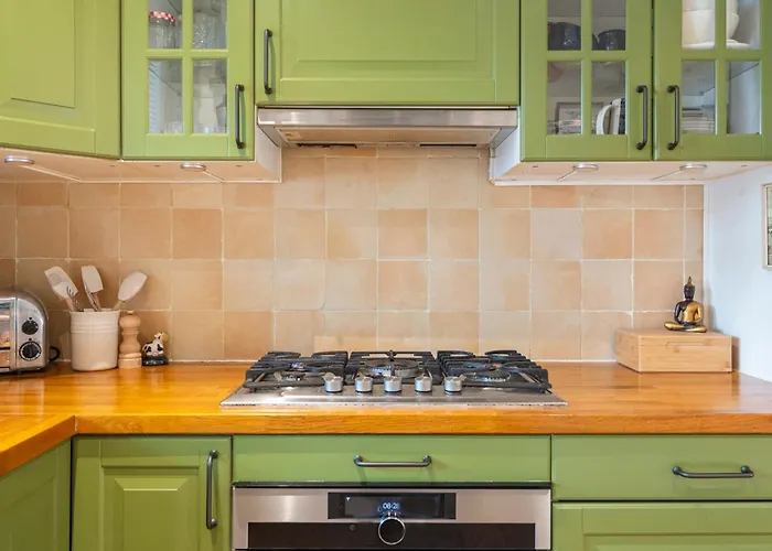 The Oasis Charming Family With Garden And Private Parking 赞德沃特