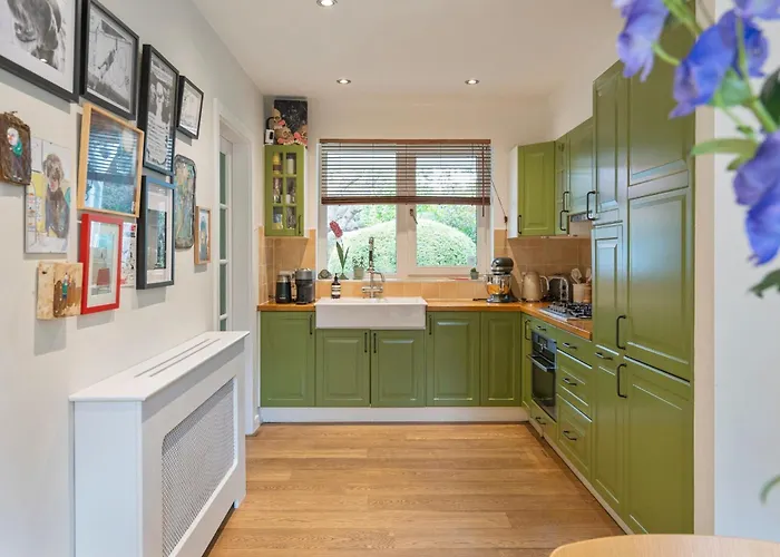 Nyaraló The Oasis Charming Family With Garden And Private Parking Zandvoort