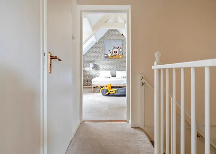 The Oasis Charming Family With Garden And Private Parking * Zandvoort