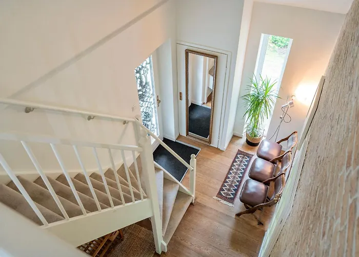 The Oasis Charming Family With Garden And Private Parking Zandvoort